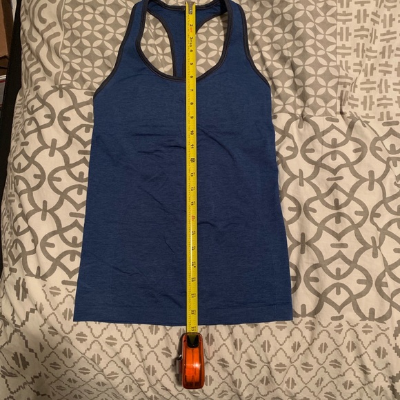 Lululemon Yoga Top - Picture 5 of 5